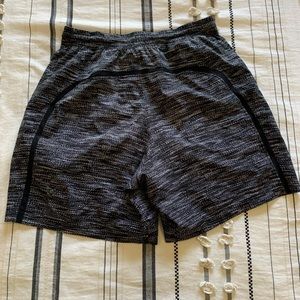 Lululemon Men’s Pace Breaker 7” Short